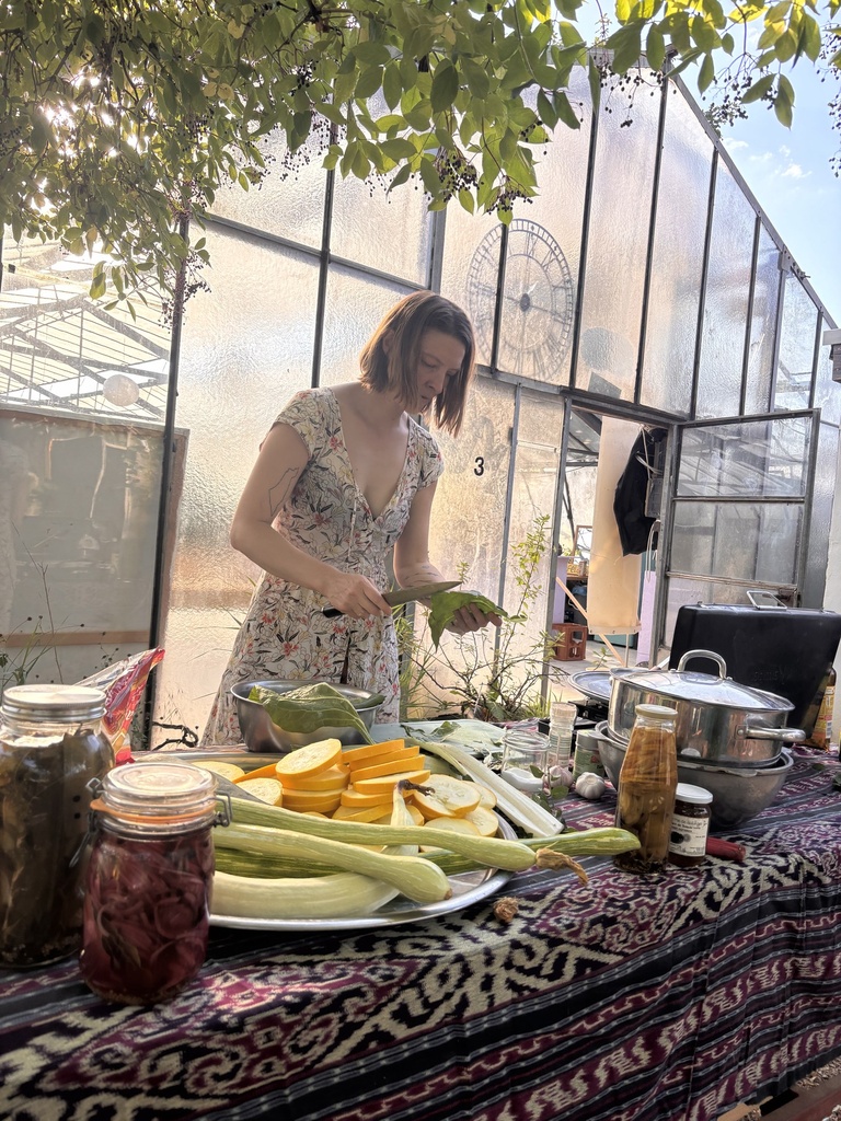 Essen auf der Decke